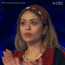 Clapping Merate GIF - Clapping Merate Family Feud Canada GIFs