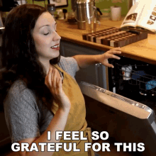 I Feel So Grateful For This Vanessa Joy GIF - I Feel So Grateful For This Vanessa Joy Speak English With Vanessa GIFs