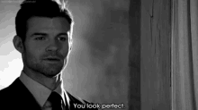 Elijah Mikaelson You Look Perfect GIF - Elijah Mikaelson You Look Perfect Hayley Marshall GIFs