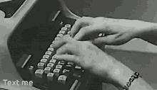 Texting Text Me GIF - Texting Text Me Zhivago1955 GIFs