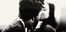 Kiss Couple GIF - Kiss Couple Cute GIFs