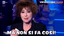 Viperissima Veronica Pivetti GIF - Viperissima Veronica Pivetti Domenica In GIFs