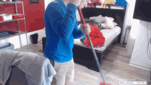 Shrepy Cleaning GIF - Shrepy Cleaning Mop GIFs