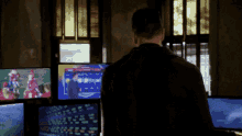 Elementary Got Your Message GIF - Elementary Got Your Message Sherlock Holmes GIFs