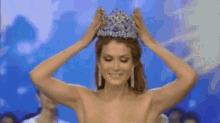 Queen Crown GIF - Queen Crown Stephaniedelvalle GIFs