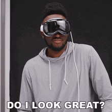 Do I Look Great Marques Brownlee GIF - Do I Look Great Marques Brownlee Am I Looking Good GIFs