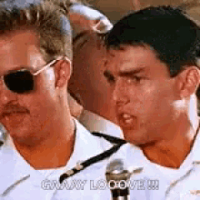 Tom Cruise Top Gun GIF - Tom Cruise Top Gun Singing GIFs