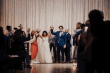 Wedding Celebrate GIF - Wedding Celebrate Bride GIFs