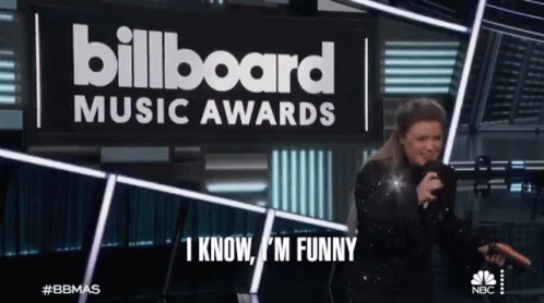 I Know Im Funny GIF - I Know Im Funny Kelly Clarkson - Discover & Share GIFs