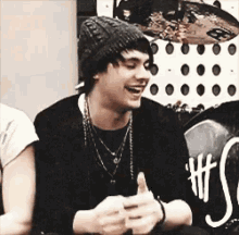 Michael Clifford 5seconds Of Summer GIF - Michael Clifford 5seconds Of Summer Laughing GIFs