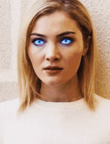 esme frost the gifted eyes stare