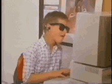 I'Ve Got My Sunglasses On GIF - Me Listening To GIFs