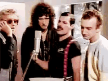Queen Singing GIF - Queen Singing Band GIFs