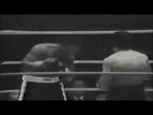 Frazier Boxing GIF - Frazier Boxing Smokin GIFs