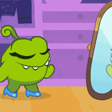 Looking Gorgeous Om Nelle GIF - Looking Gorgeous Om Nelle Om Nom And Cut The Rope GIFs