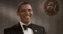 Obama Lol GIF - Obama Lol Laughing GIFs