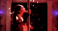 Alana De La Garza Stripper GIF - Alana De La Garza Stripper Mr Fix It GIFs