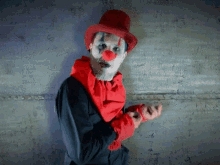 Weird Mr Squinkles GIF - Weird Mr Squinkles Snapping GIFs