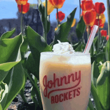 Johnny Rockets Milkshake GIF - Johnny Rockets Milkshake Roses GIFs