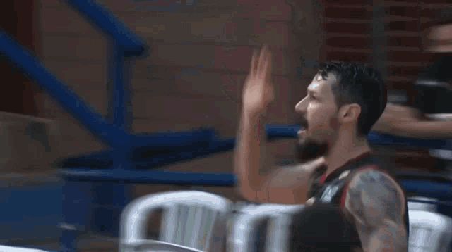 Checando O Jogo Novo Basquete Brasil GIF - Checando O Jogo Novo Basquete  Brasil Nbb - Discover & Share GIFs