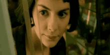 Amelie Spying GIF - Amelie Spying Smile GIFs