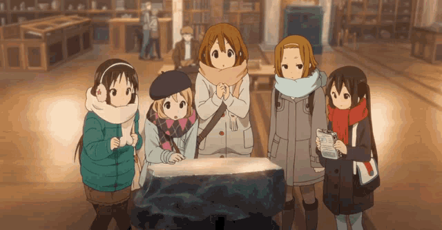 K On Anime GIF - K On Anime Friends - Discover & Share GIFs