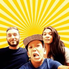 Funky Familie GIF - Funky Familie Funny Face GIFs