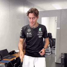George Russell Mercedes Benz GIF - George Russell Russell Mercedes Benz GIFs