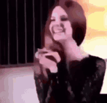 Heartaglows Stan Twitter GIF - Heartaglows Stan Twitter Lana Del Rey GIFs