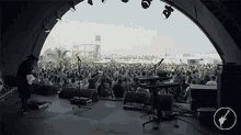 Multidao Crowded GIF - Multidao Crowded Party Time GIFs