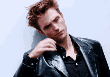 Robert Pattinson Its Too Damn Hot GIF - Robert Pattinson Its Too Damn Hot Twilight GIFs