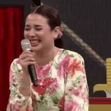 Karylle Laughing GIF - Karylle Laughing Cant Help It GIFs