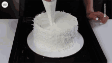 frosting cake icing cake prep white cake
