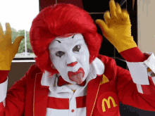 Clown Mcdonalds GIF - Clown Mcdonalds Tongue Out GIFs