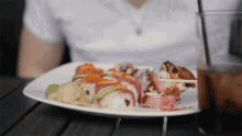 Eating Maki GIF - Eating Maki Japanese Food GIFs