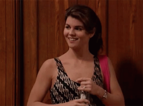 Really Laughing GIF - Really Laughing Aunt Becky GIFs