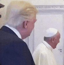 Donald Trump Pope Francis GIF - Donald Trump Pope Francis Rome GIFs