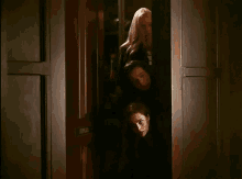 Peeking Eavesdropping GIF - Peeking Eavesdropping Hope Mikaelson GIFs