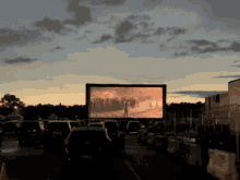 Movies Drive Thru GIF - Movies Drive Thru Outdoor Cinema GIFs