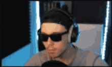 Luukaslive Party GIF - Luukaslive Party Sunglasses GIFs