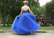 Prom Twirling GIF - Prom Twirling Ball Gown GIFs
