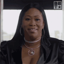 Giggles Perrion Roberts GIF - Giggles Perrion Roberts American Gangster Trap Queens GIFs
