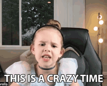 This Is A Crazy Time Claire Crosby GIF - This Is A Crazy Time Claire Crosby The Crosbys GIFs