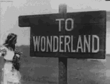 To Wonderland GIF - To Wonderland GIFs