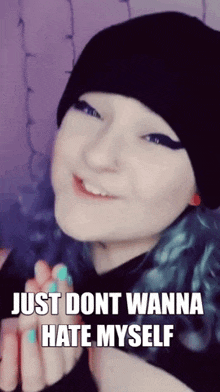 Ramengrl Hate Myself GIF - Ramengrl Hate Myself Dont Want To GIFs