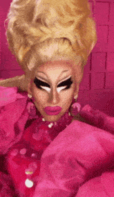 trixie trixie mattel drag drag queen pink