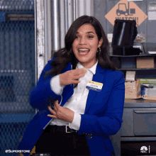 clapping hands amy superstore happy excited