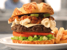 Burger GIF - Burger Food Yum GIFs