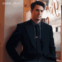 matthew goode leaning gazing a discovery of witches adow