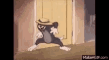 Tom And Jerry Tom GIF - Tom And Jerry Tom Sneak Out GIFs